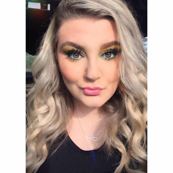 zoelynn1999